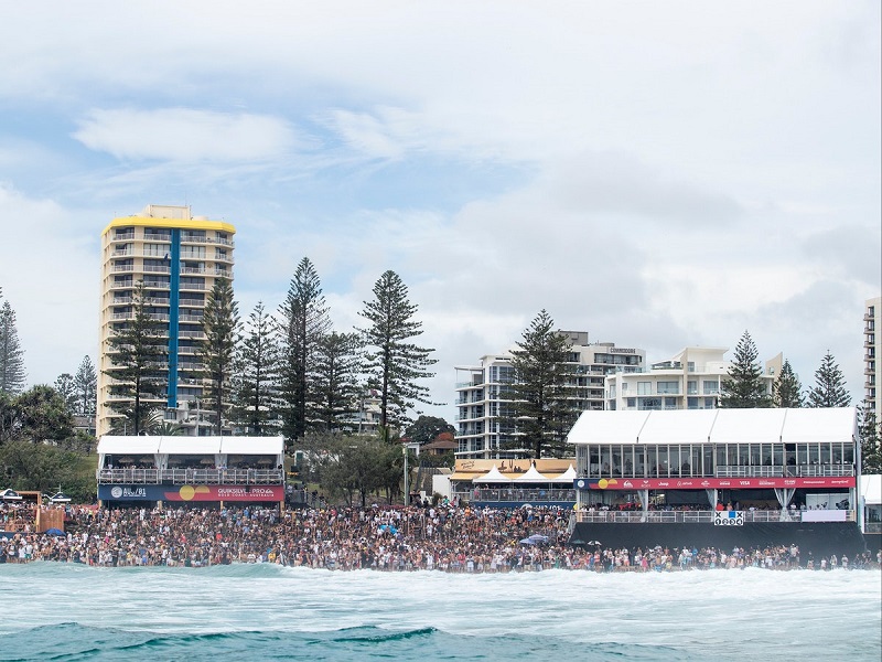 Quiksilver Men's Pro and Boost Mobile Women's Pro 2019 Photo From Queensland.com.au